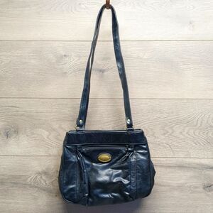 Classics Black Shoulder Bag Purse Women's